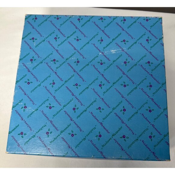 Madame Alexander, Rumania, Miniature Showcase Doll - Picture 7 of 8